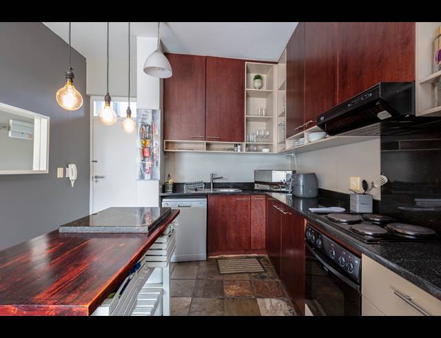 2 BEDROOM APARTMENT FOR SALE IN GARDENS